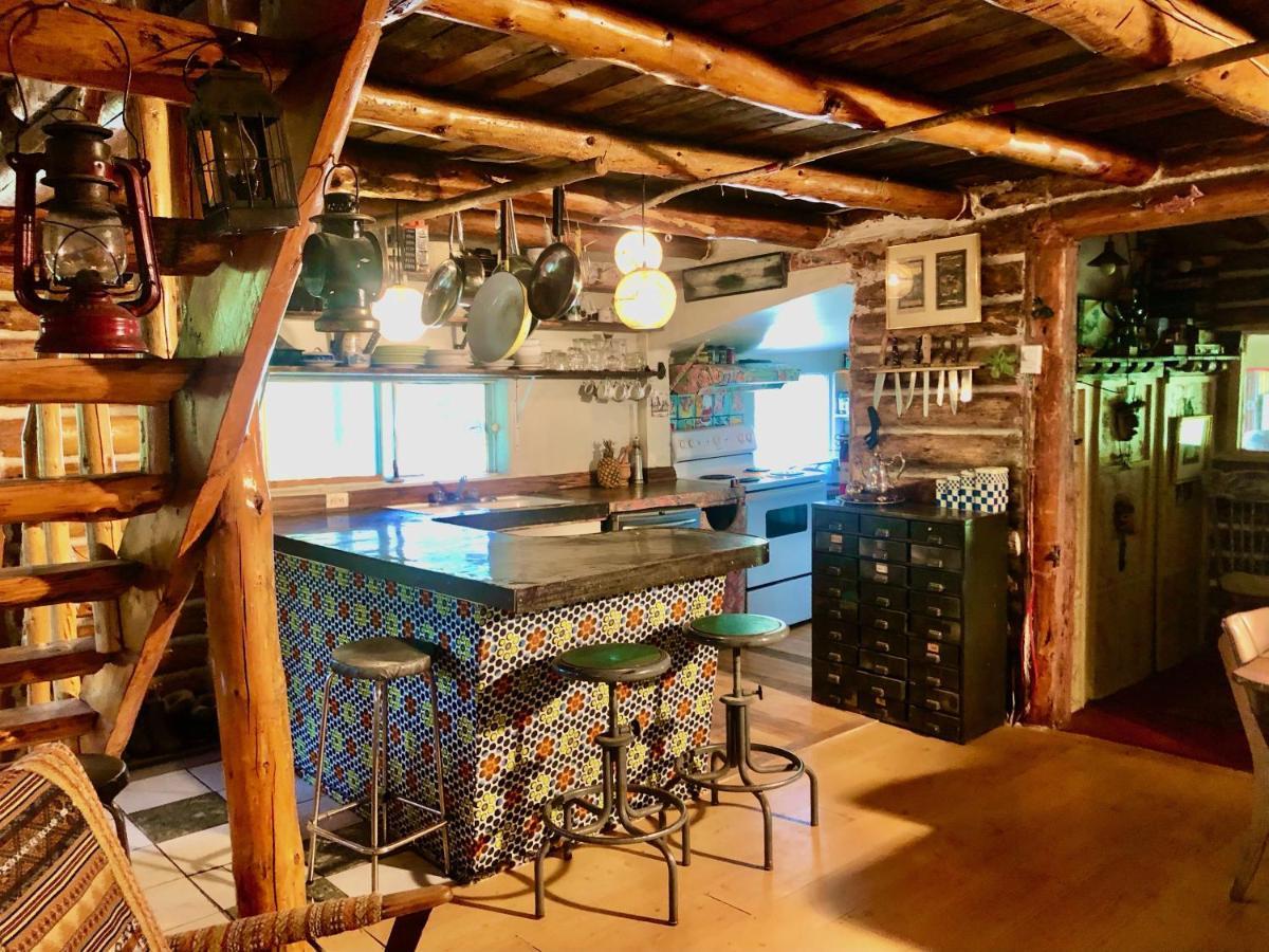 Chalet En Bois Rond Mauricie Saint-Alexis-des-Monts Eksteriør bilde